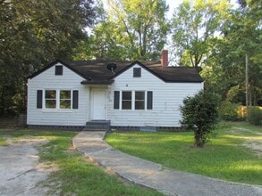 Building Photo - 322 E Charlotte Ave