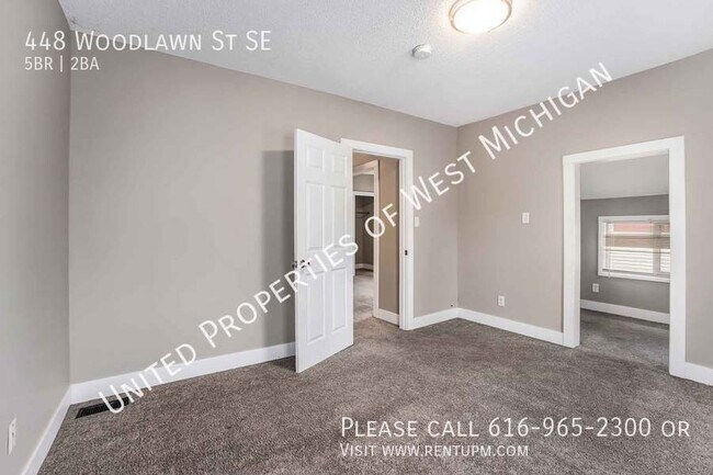 Foto del edificio - 448 Woodlawn St SE