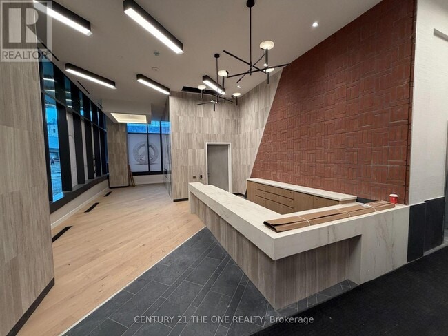 Building Photo - 35 Parliament St