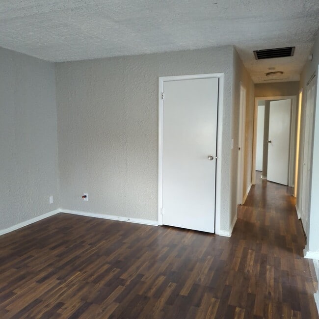 Foto del edificio - 4015 W Brighton Ave