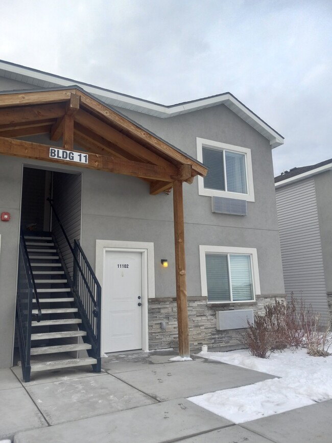 Building Photo - 310 Ella Ln