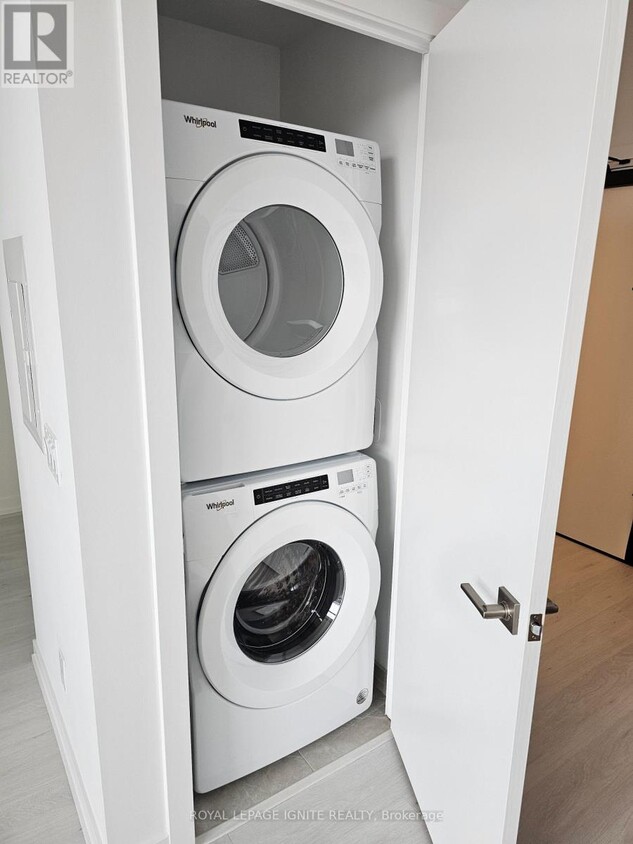 Building Photo - 2501 Saw Whet Blvd.