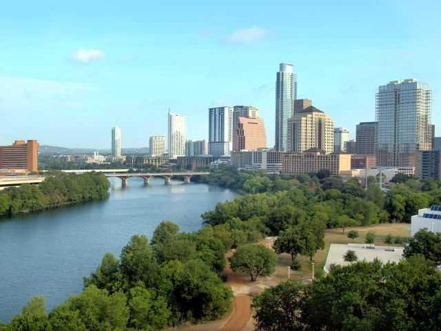 Foto del edificio - 54 Rainey St