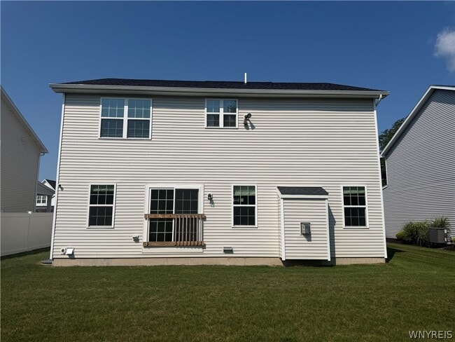 Building Photo - 100 Lynette Ln