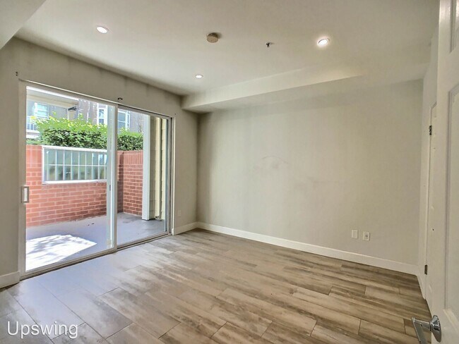 Building Photo - 1 br, 1 bath House - 427 N. 2nd St., #109