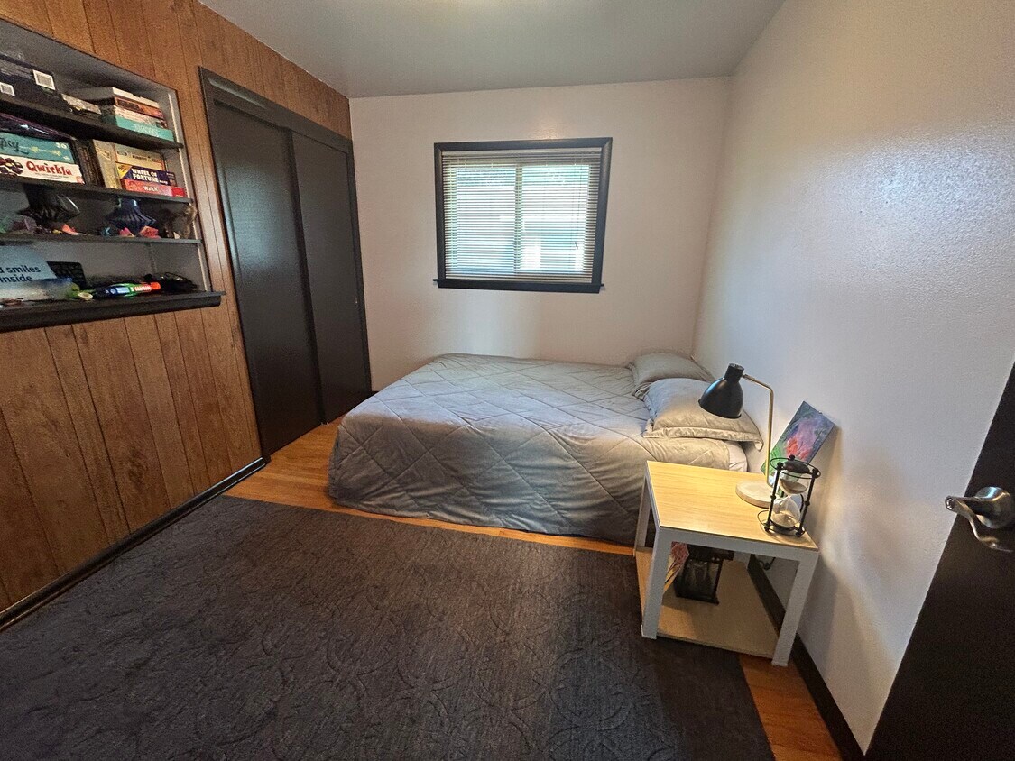 Foto principal - 9013 W Tripoli Ave