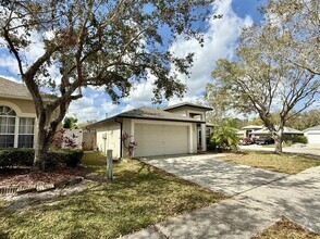 Building Photo - 27519 Sky Lake Cir