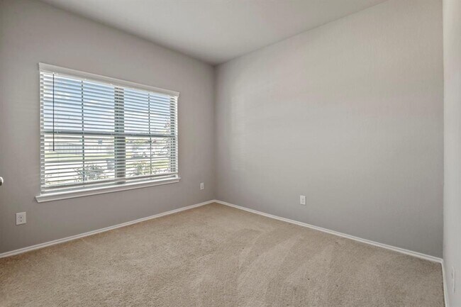 Building Photo - 29335 Sagewood Arbor Ln