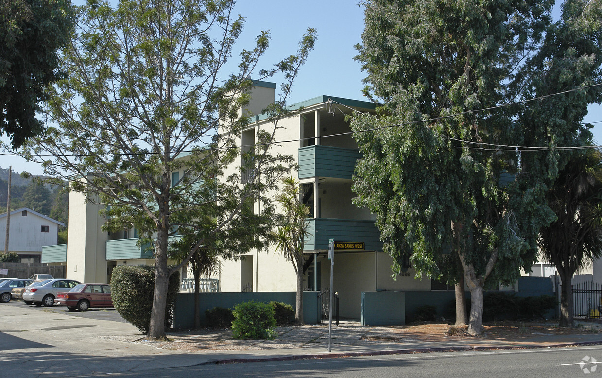 Foto del edificio - De Anza Sands Apartments