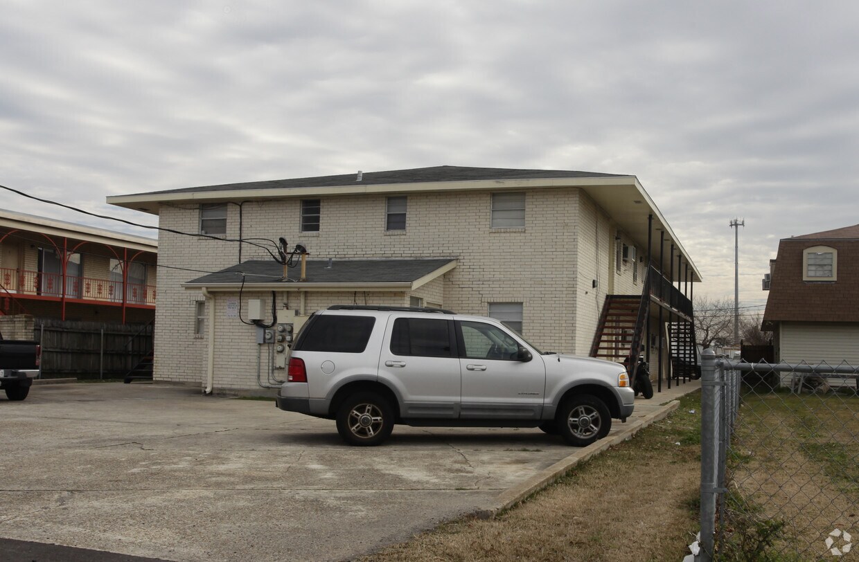Primary Photo - 1712 Carrollton Ave