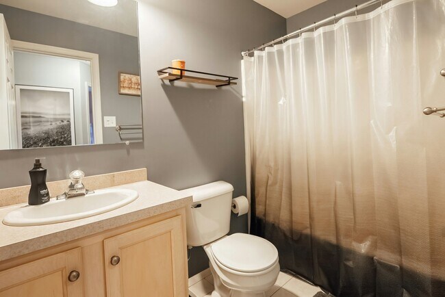 Foto del edificio - 1720 Brookstone Dr