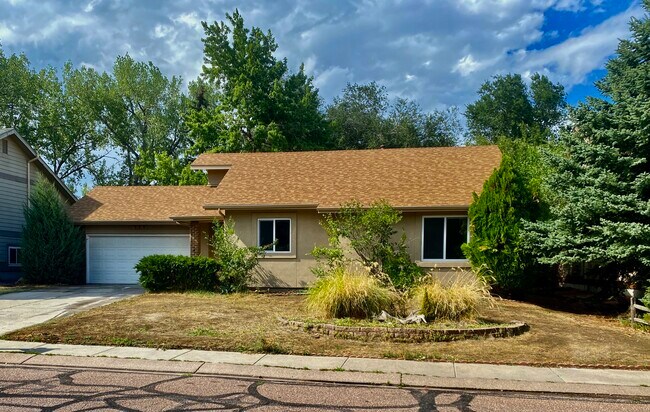 Foto del edificio - 970 Bayfield Dr