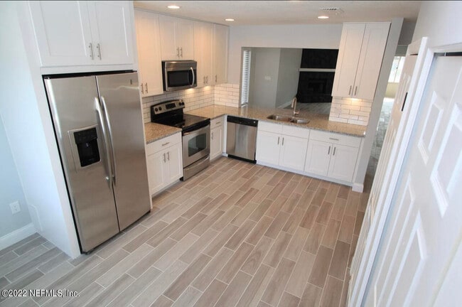 Building Photo - 9360 Craven Rd