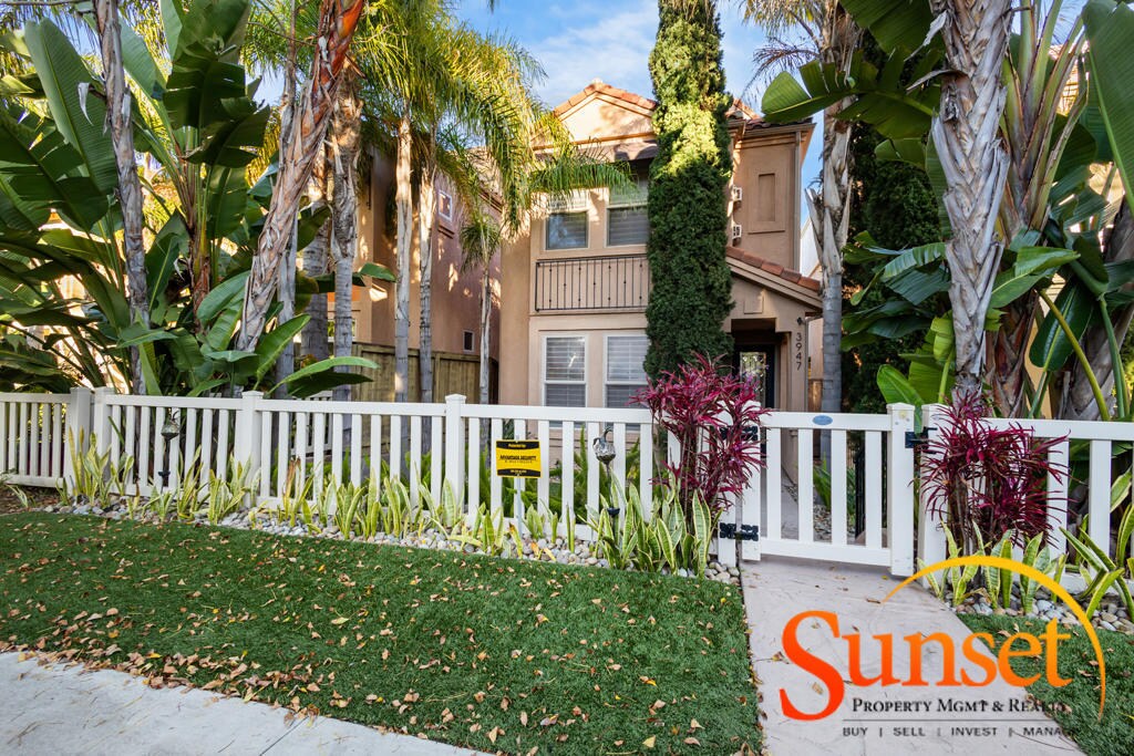 Foto principal - 3947 Sequoia St