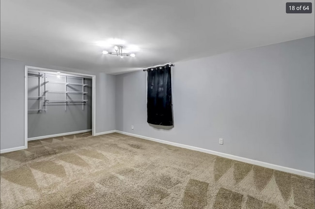 Photo - 6858 Lockridge Dr NW House