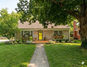 Building Photo - 636 Cardinal Ln