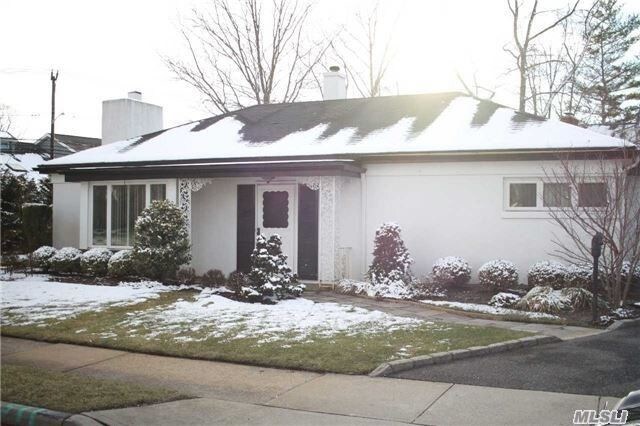Primary Photo - 211 Park Ave