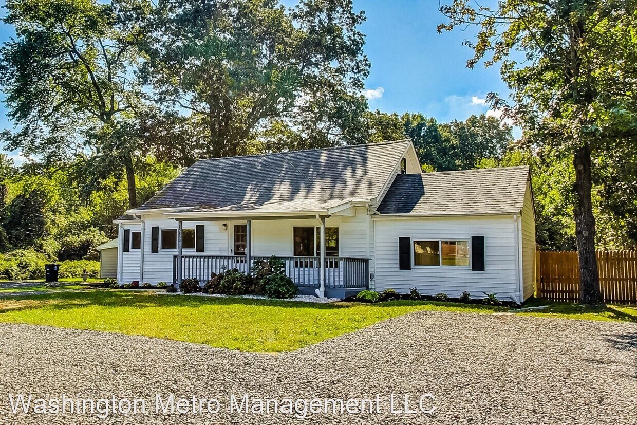 Primary Photo - 3 br, 1 bath House - 15850 Livingston Road
