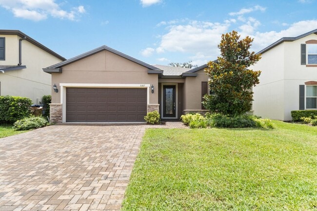 Gorgeous Energy Efficient 4/2 Home in Gated Community Close to Lake Nona - Gorgeous Energy Efficient 4/2 Home in Gated Community Close to Lake Nona