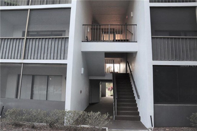 Foto del edificio - 8209 Sun Spring Cir