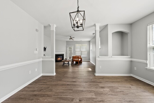 Building Photo - 8916 Camden Park Dr