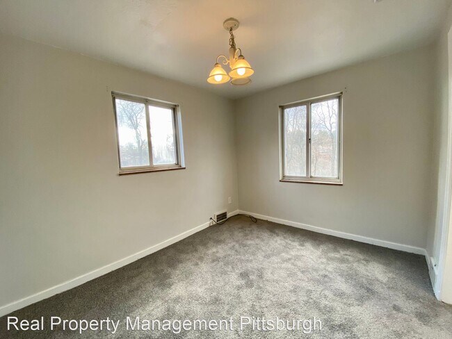 Building Photo - 2 br, 1 bath House - 1557 Bevan Rd