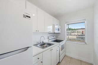 Building Photo - Edge Apartments