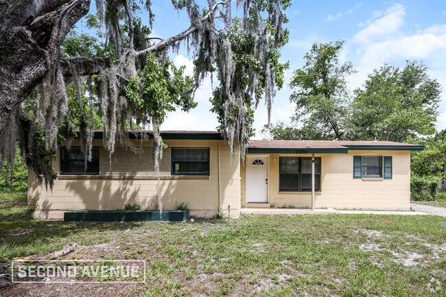 Building Photo - 4926 Tallyho Ave