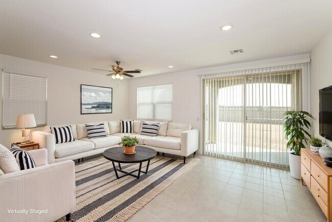 Foto del edificio - 4417 S 110th Ave