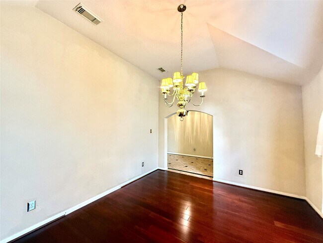 Foto del edificio - 8514 Spotslyvania Ln