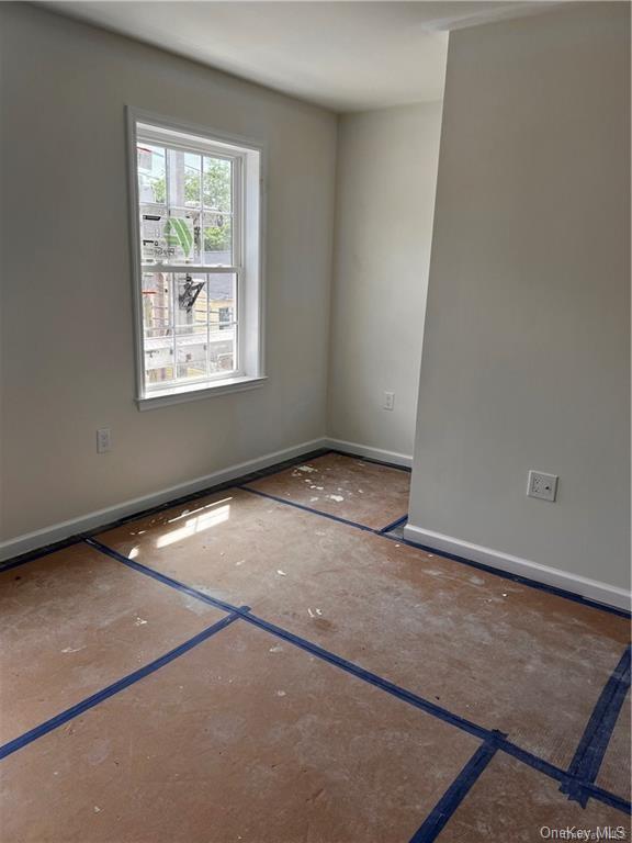 28 Grand St, Marlboro, NY 12542 Room for Rent in Marlboro, NY