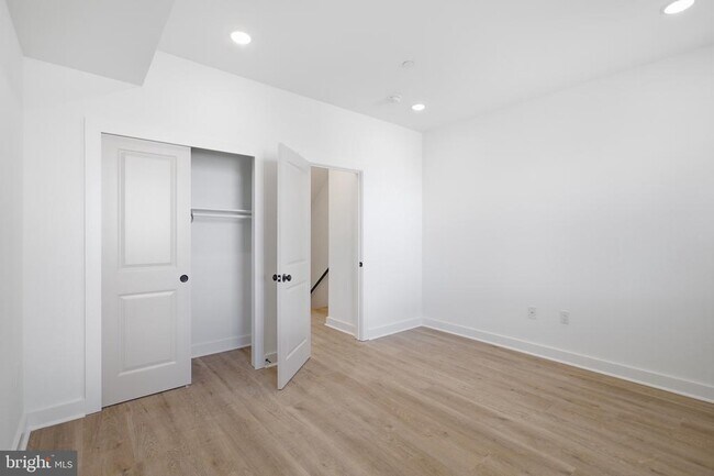 Foto del edificio - 2126 N Percy St