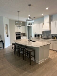 Foto del edificio - 3214 Carolina Rose Ct