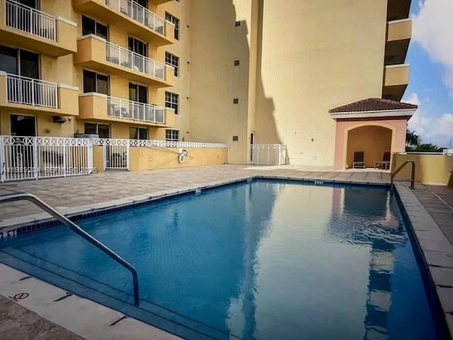 Foto del edificio - 215 SW 42nd Ave