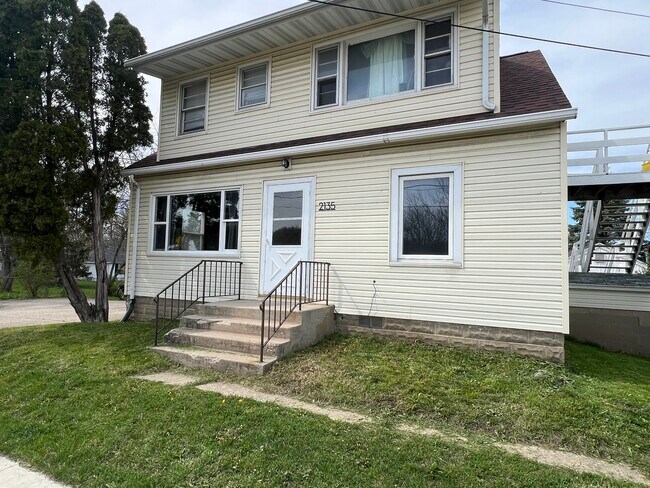 Building Photo - 2135 US-14
