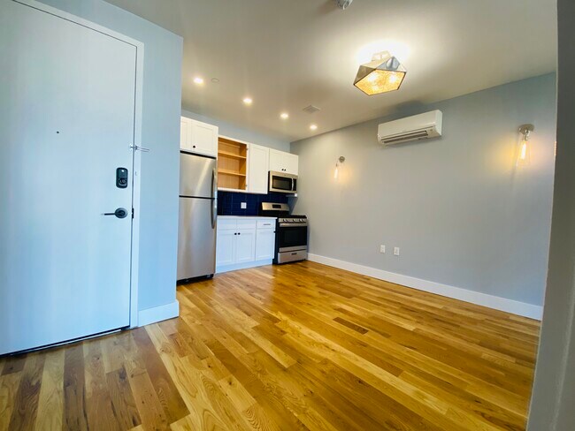 Foto del edificio - 244 Howard Ave