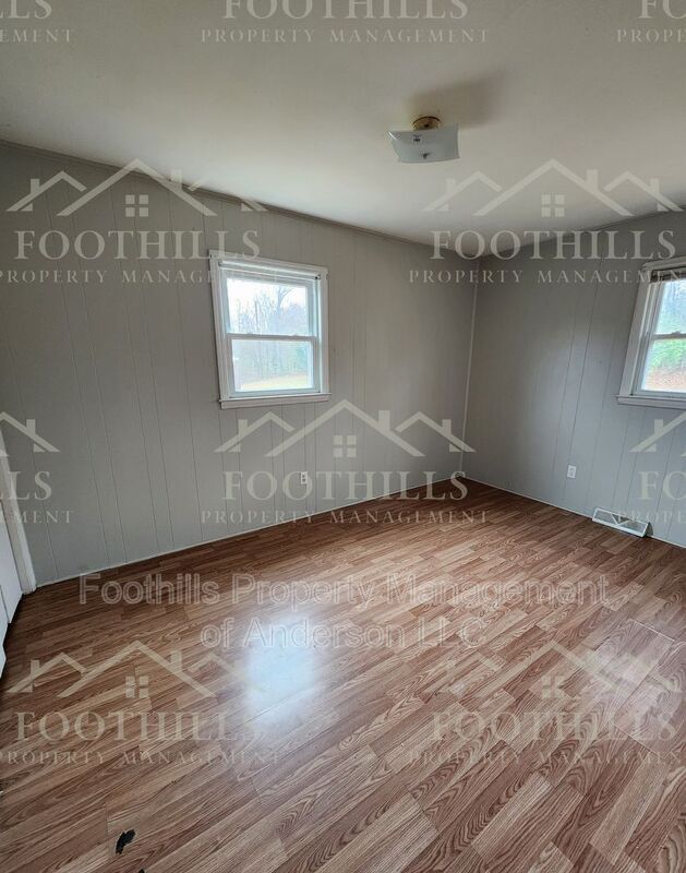 Building Photo - 202 Kennemore St