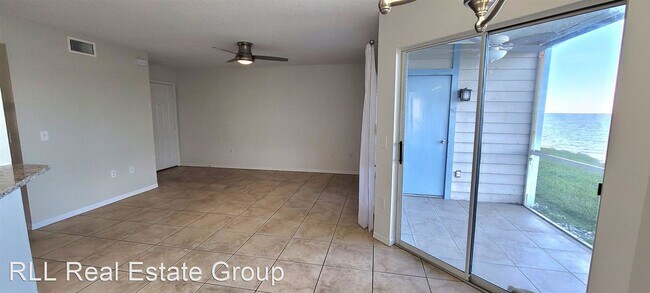 Building Photo - 2 br, 2 bath House - 7020 N Hwy 1 Unit 102