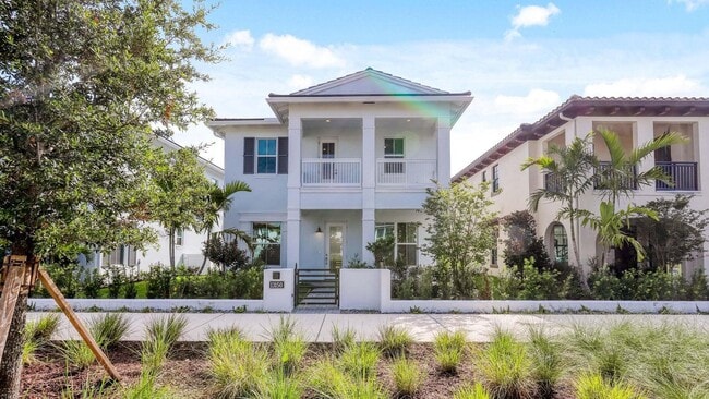 Building Photo - 13150 Alton Rd