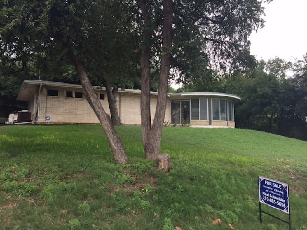 2134 Bandera Rd, San Antonio, TX 78228 House for Rent in San Antonio