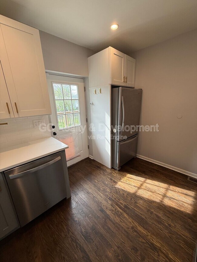 Foto del edificio - 2036 S 1st Ave