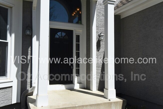 Building Photo - 8116 W 130th St