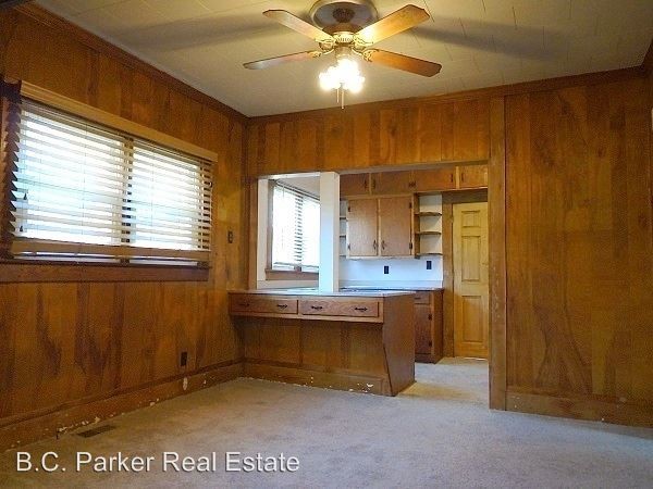 Building Photo - 3 br, 1.5 bath House - 804 Kilby St.