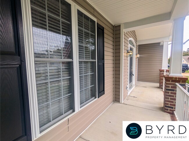 Foto del edificio - 7757 Hampton Green Dr