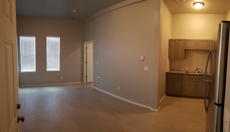 Foto principal - 3016 E 5th Ave