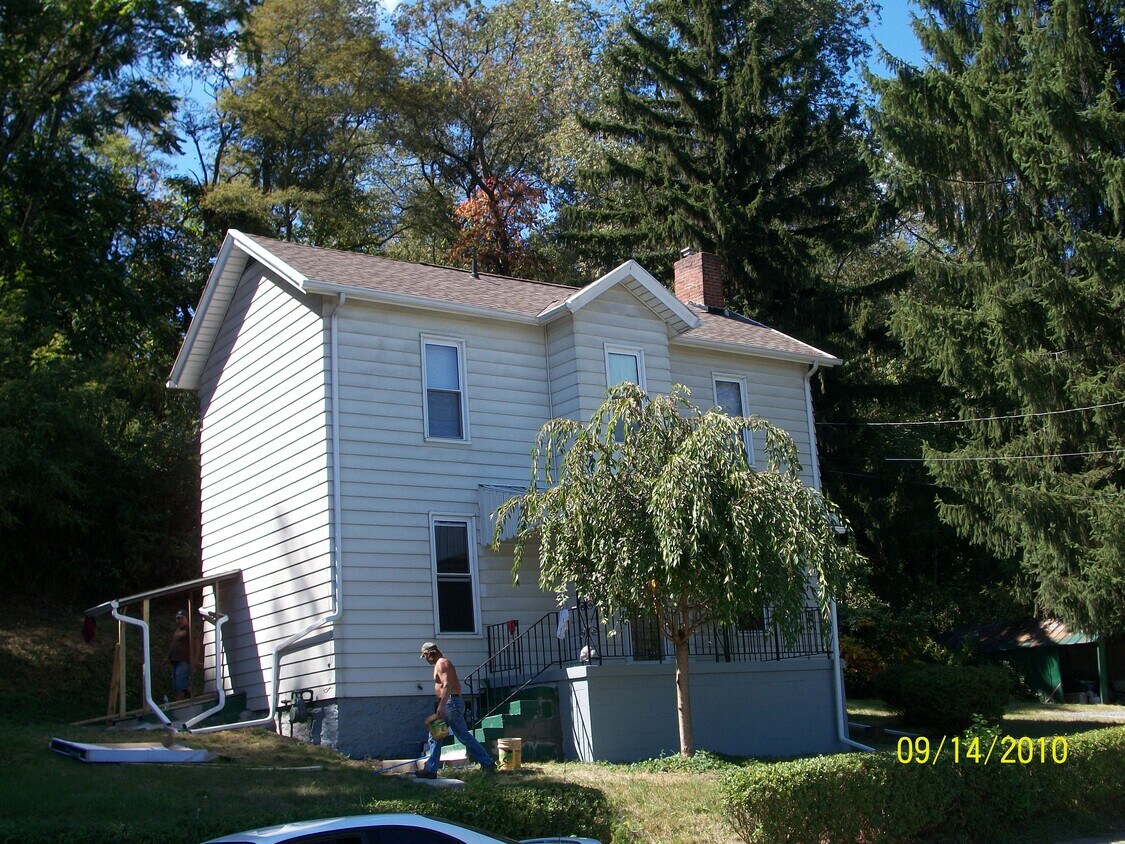 87 McGovern Blvd, Glenwillard, PA 15046 House Rental in Glenwillard