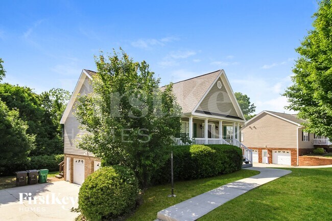 Foto del edificio - 6111 Tory Ct