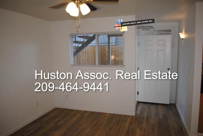 Building Photo - 137 E. Harding Way #A, Stockton
