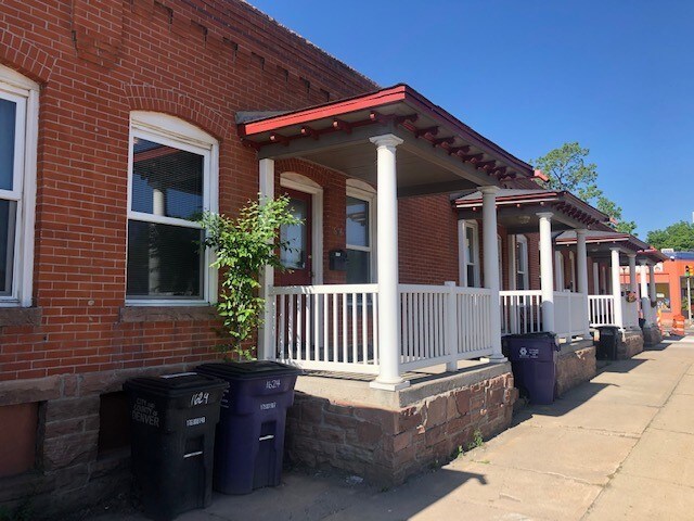 Building Photo - 1626 W 38th Ave