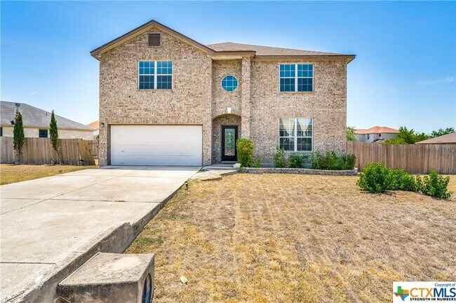 Building Photo - 300 Santolina Ln
